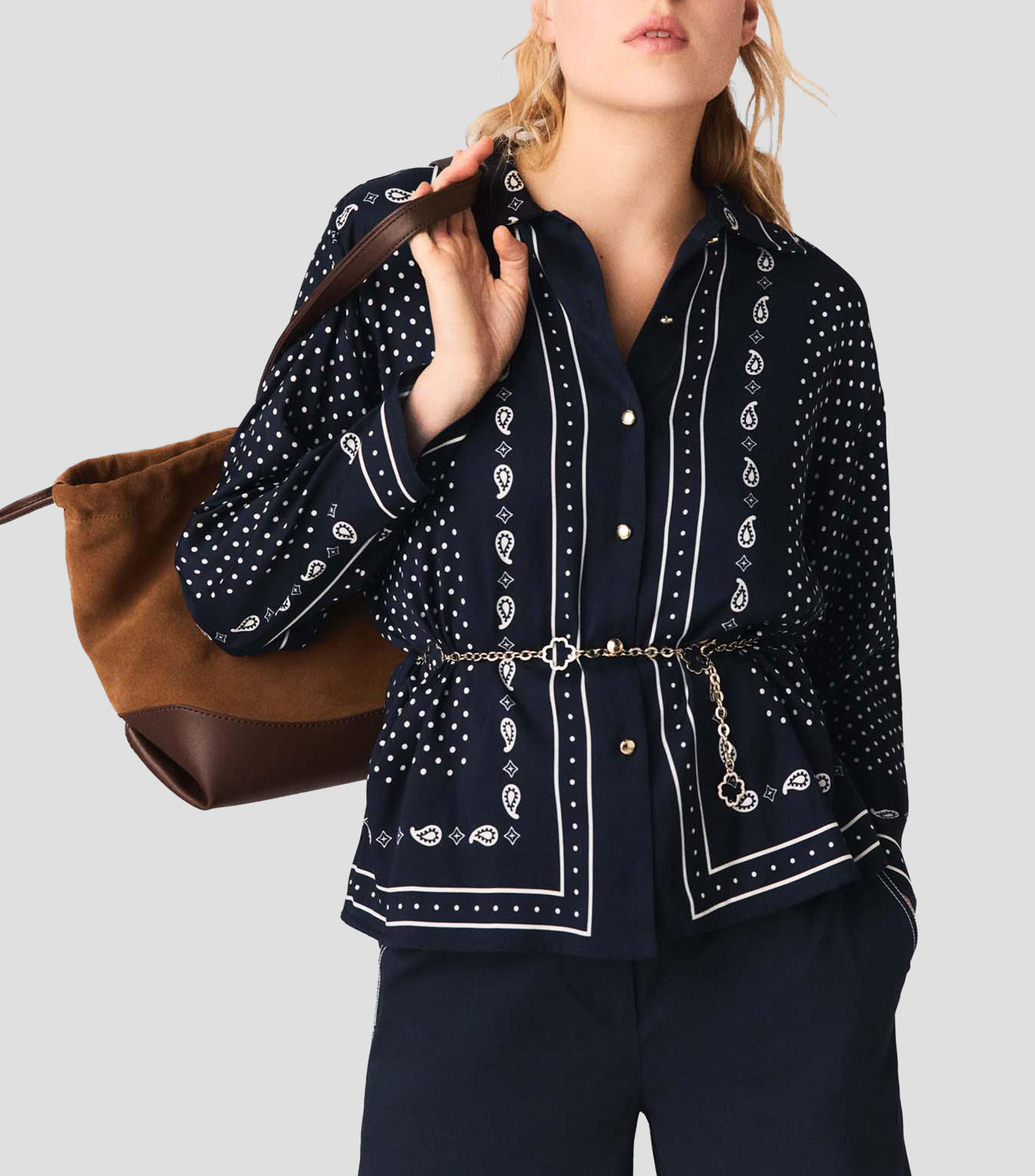 Blusa estampada manga larga Mujer
